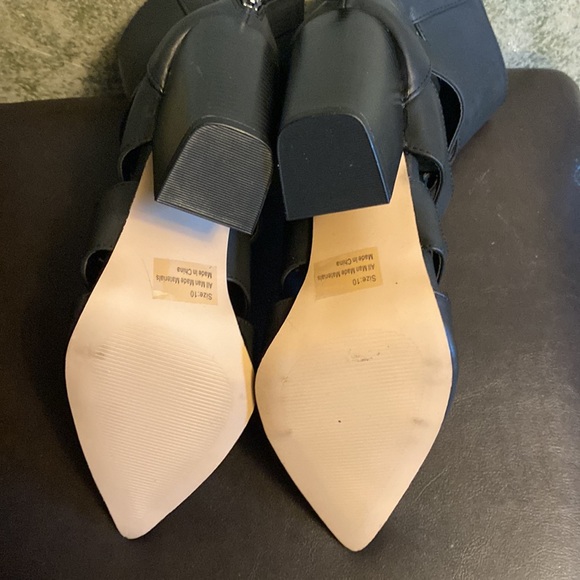 Shoes - Picture 3 of 3